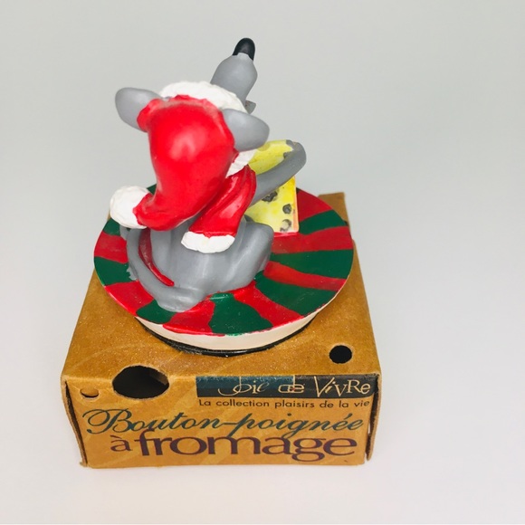 Christmas cheese button mouse MSC Montreal Canada - Picture 5 of 8